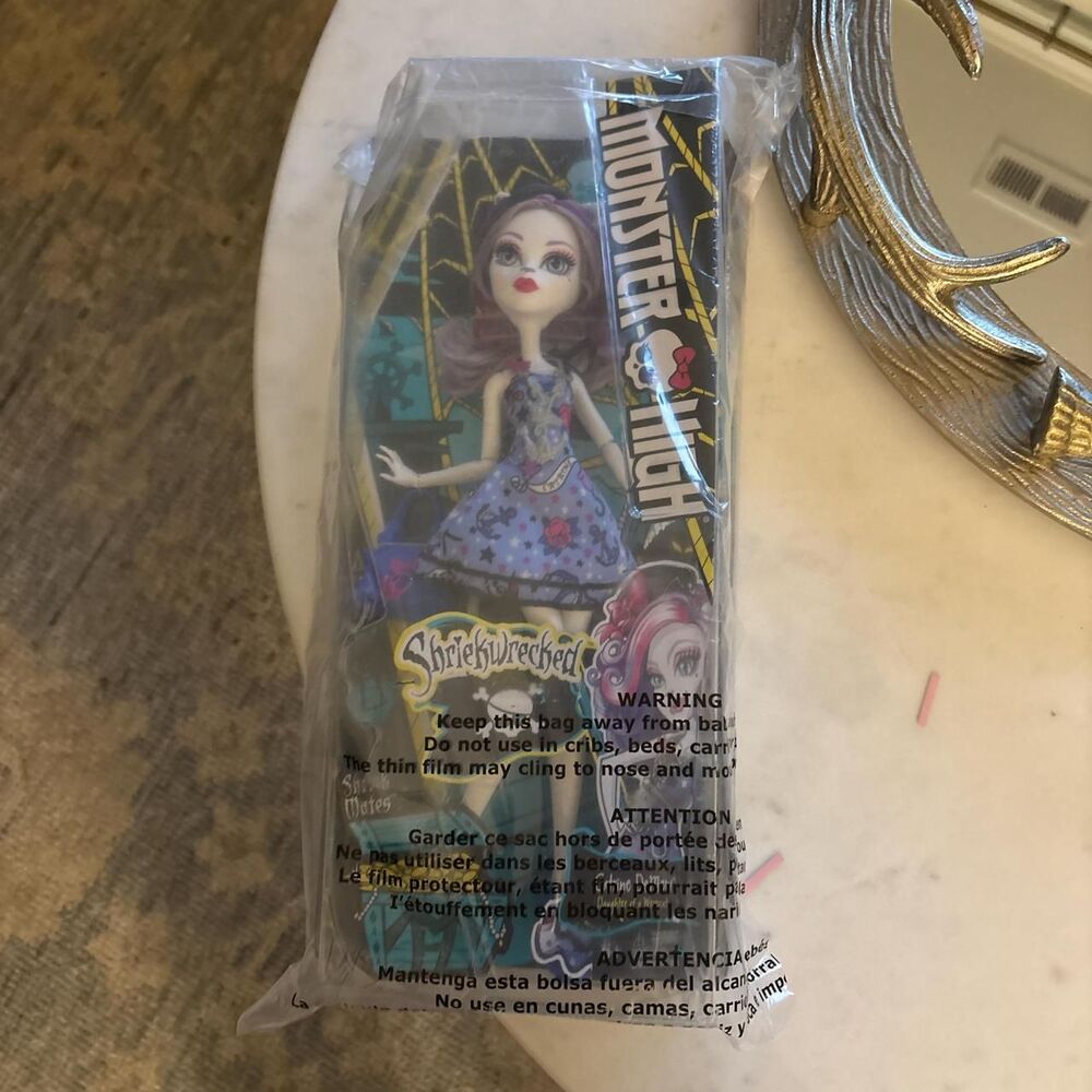 Unbranded multi Dolls-accessories